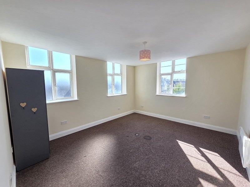 Flat Bromley Road in Greater London
