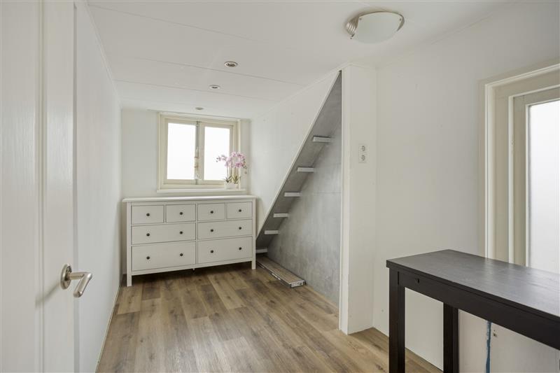 Twee-onder-één-kap te koop: Kruisstraat 20, Krommenie