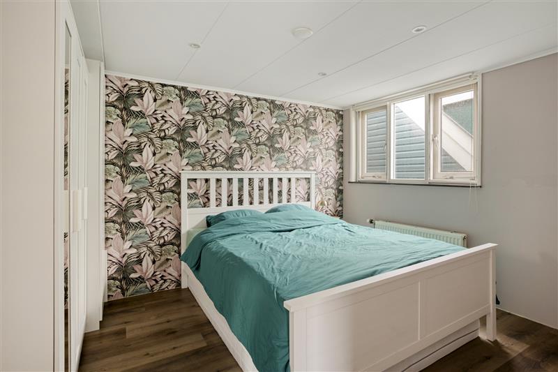 Twee-onder-één-kap te koop: Kruisstraat 20, Krommenie