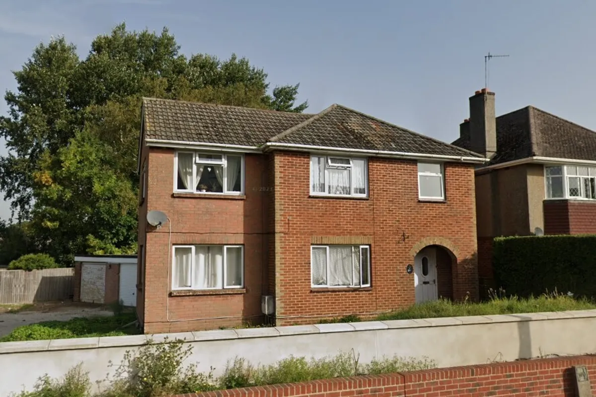 Flat Upton Road in Poole