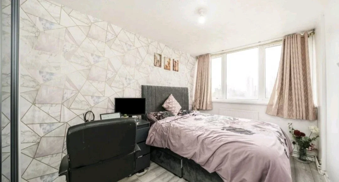 Flat Carmen Street in Greater London