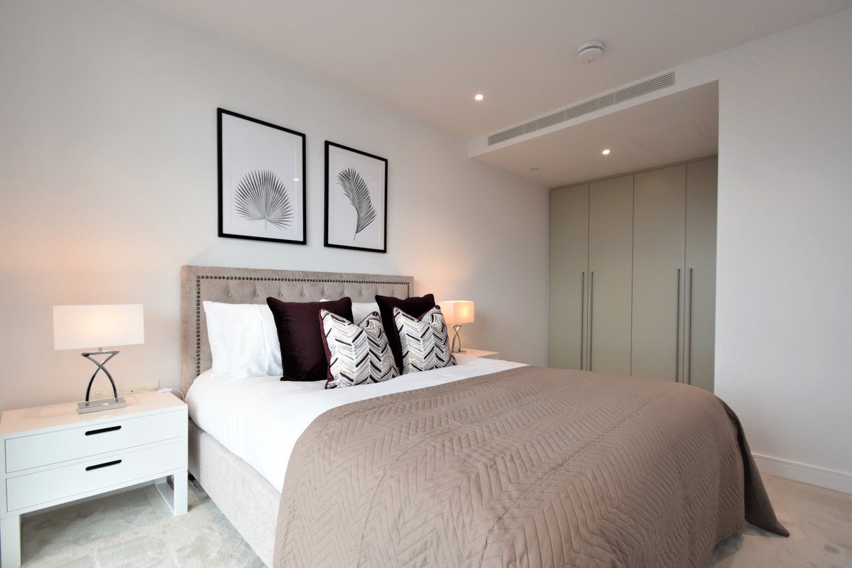 Flat Oxberry Avenue in London