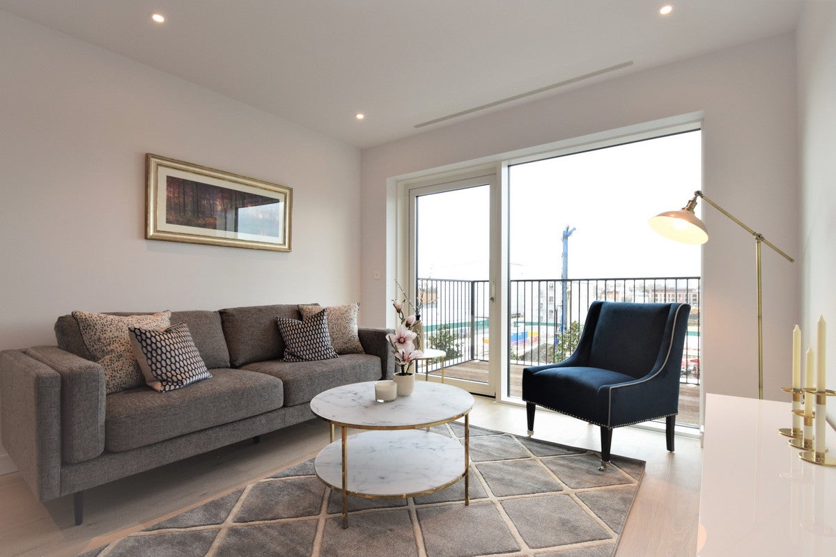 Flat Oxberry Avenue in London