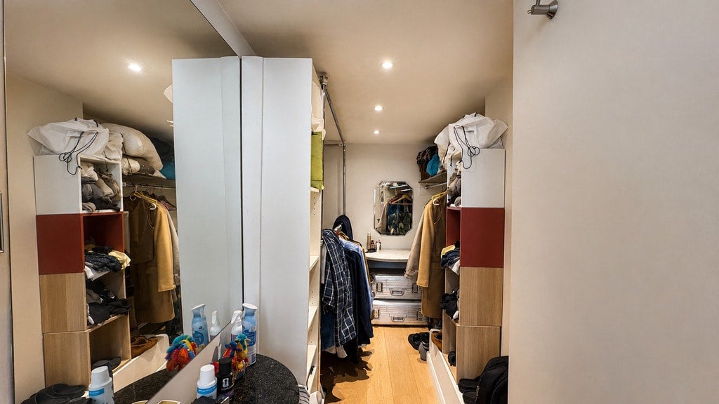 Flat Drayton Gardens in Greater London