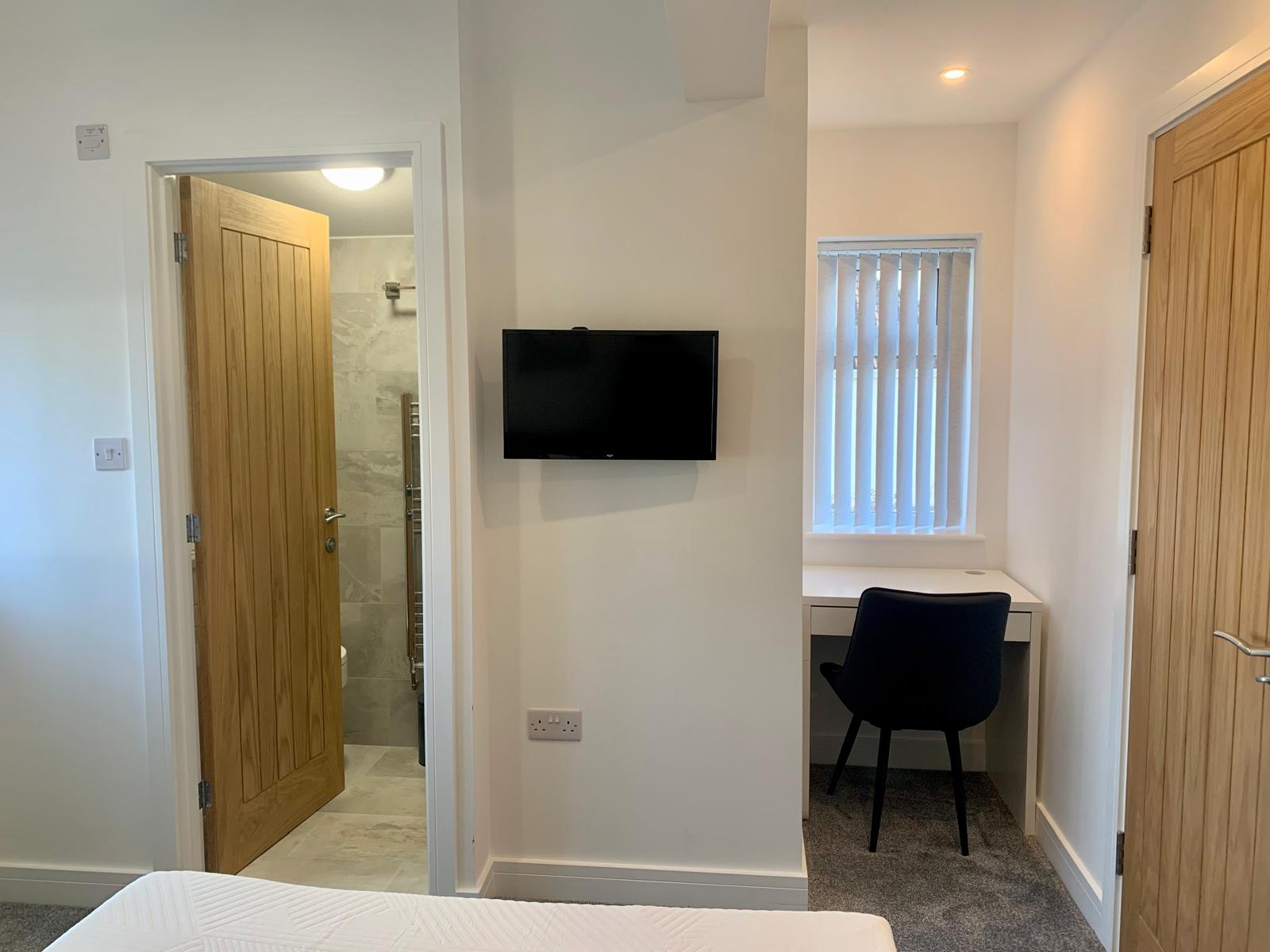 Room Windermere Road in Bristol
