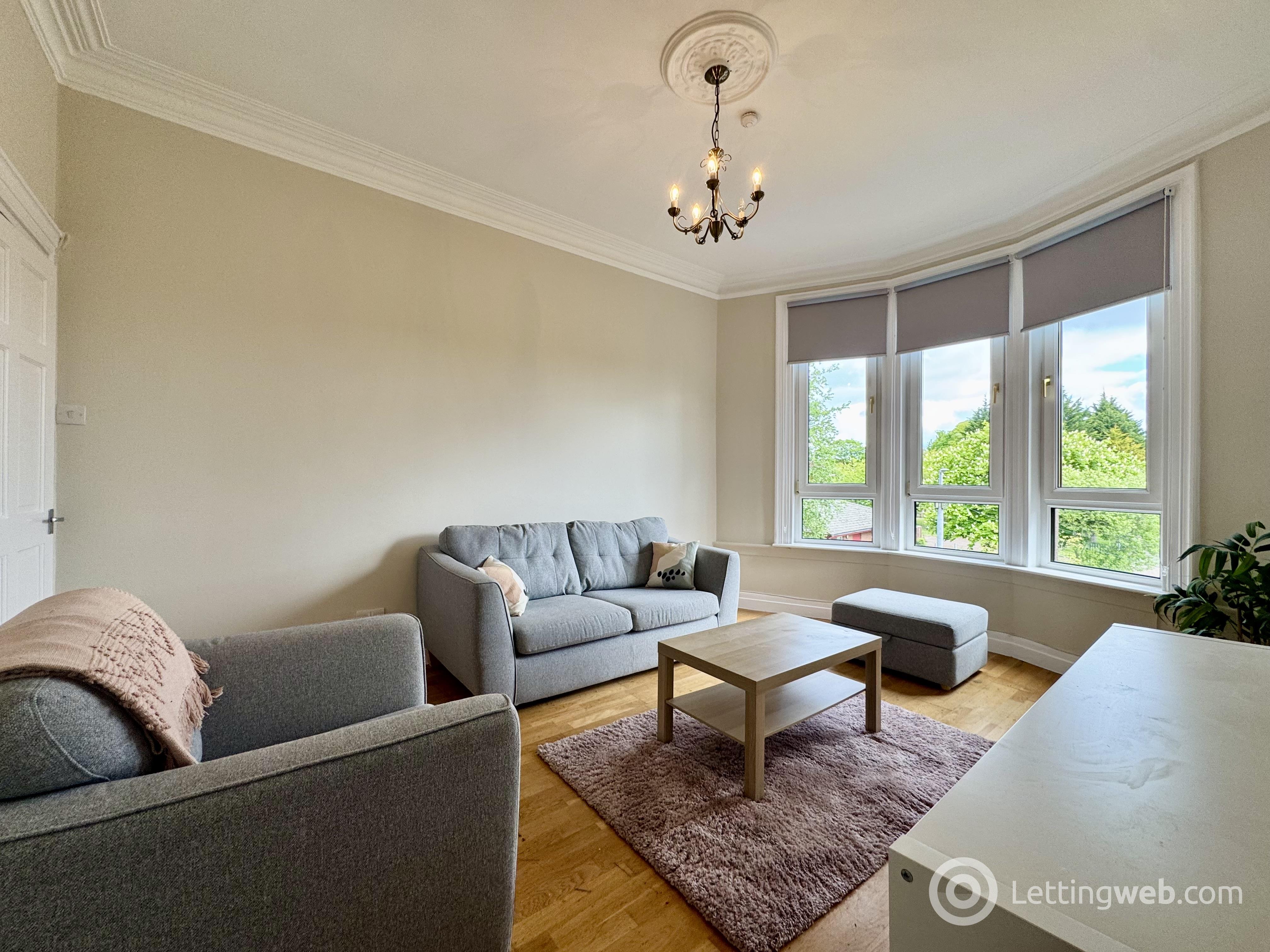Flat Barlanark Place in Glasgow