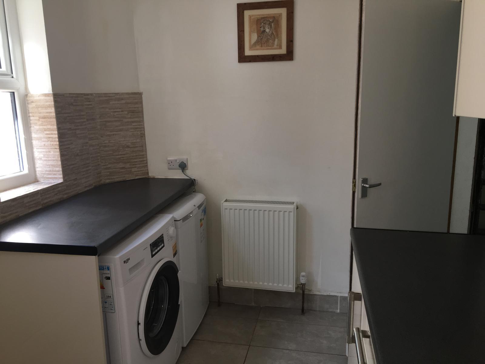 Room Moss Lane East in Manchester