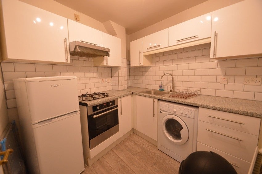 Flat Upton Park in Slough
