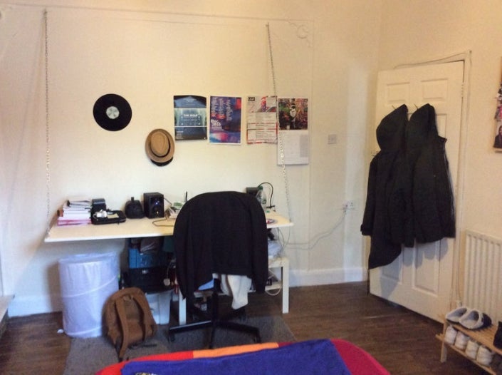 Room Ivydale Road in Greater London