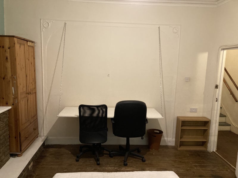 Room Ivydale Road in Greater London