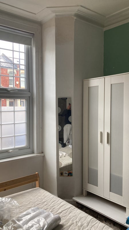 Room Ivydale Road in Greater London