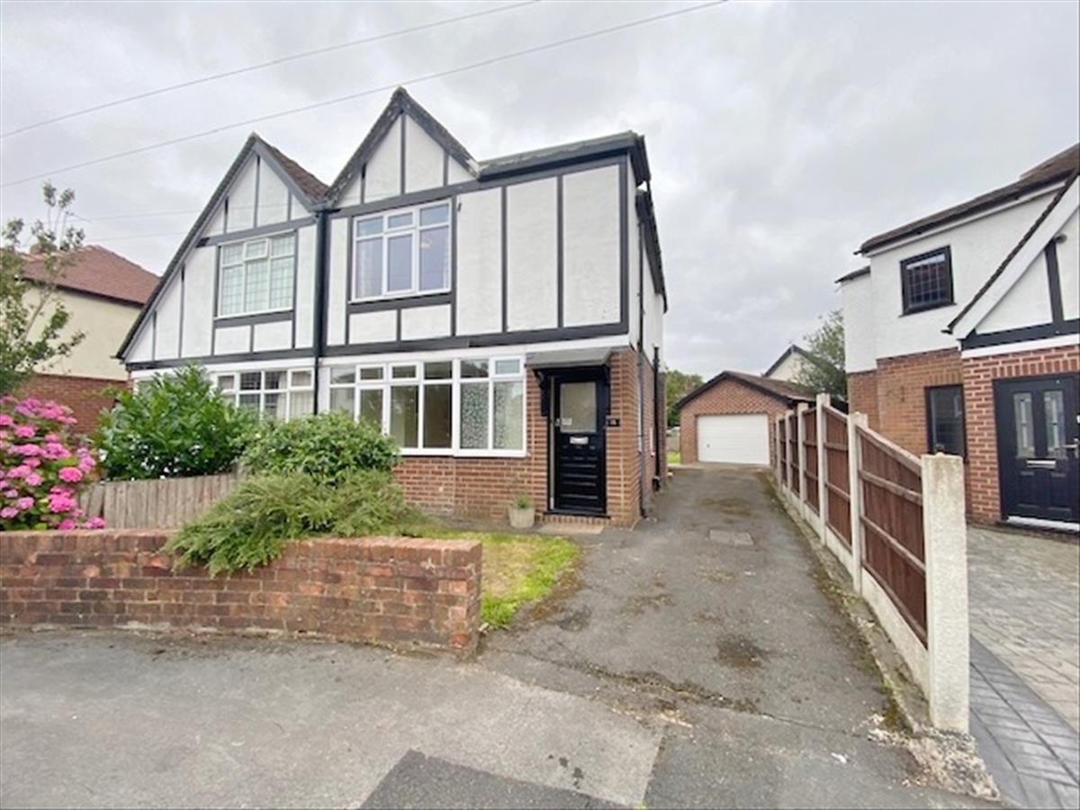 House Howick Park Close in Penwortham
