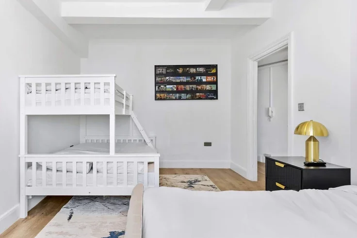 Flat Westbourne Terrace in City of Westminster