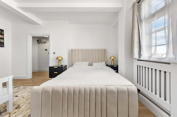 Flat Westbourne Terrace in City of Westminster