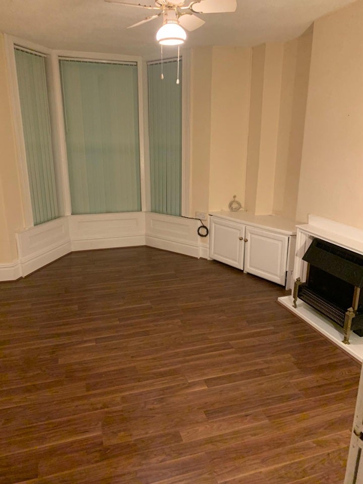Flat Clarendon Road in Lancaster
