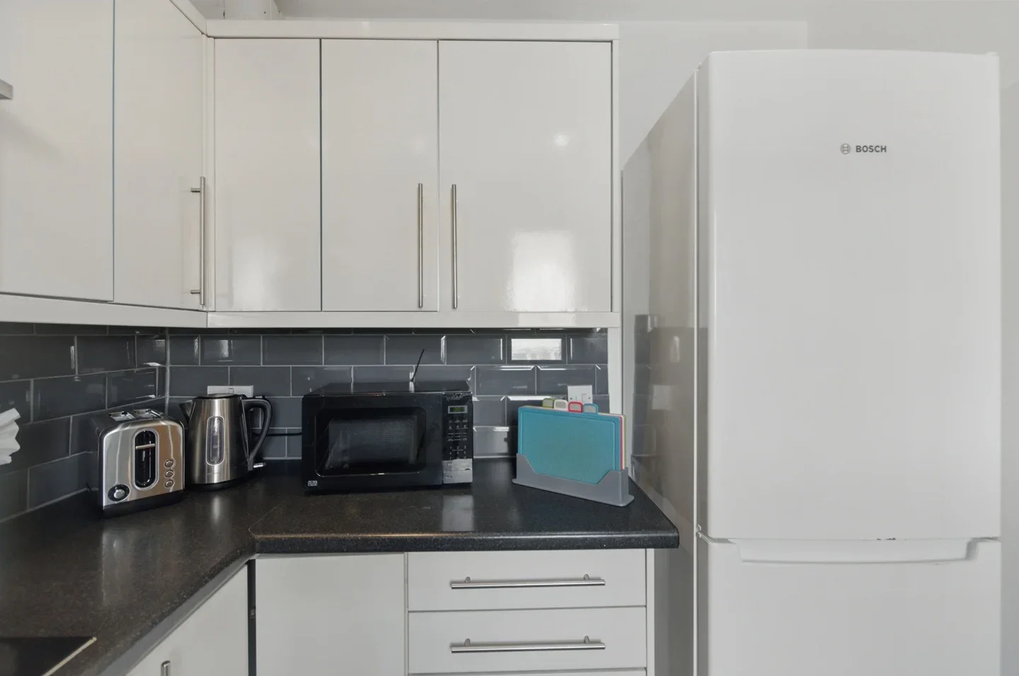 Flat Garvary Road in Greater London