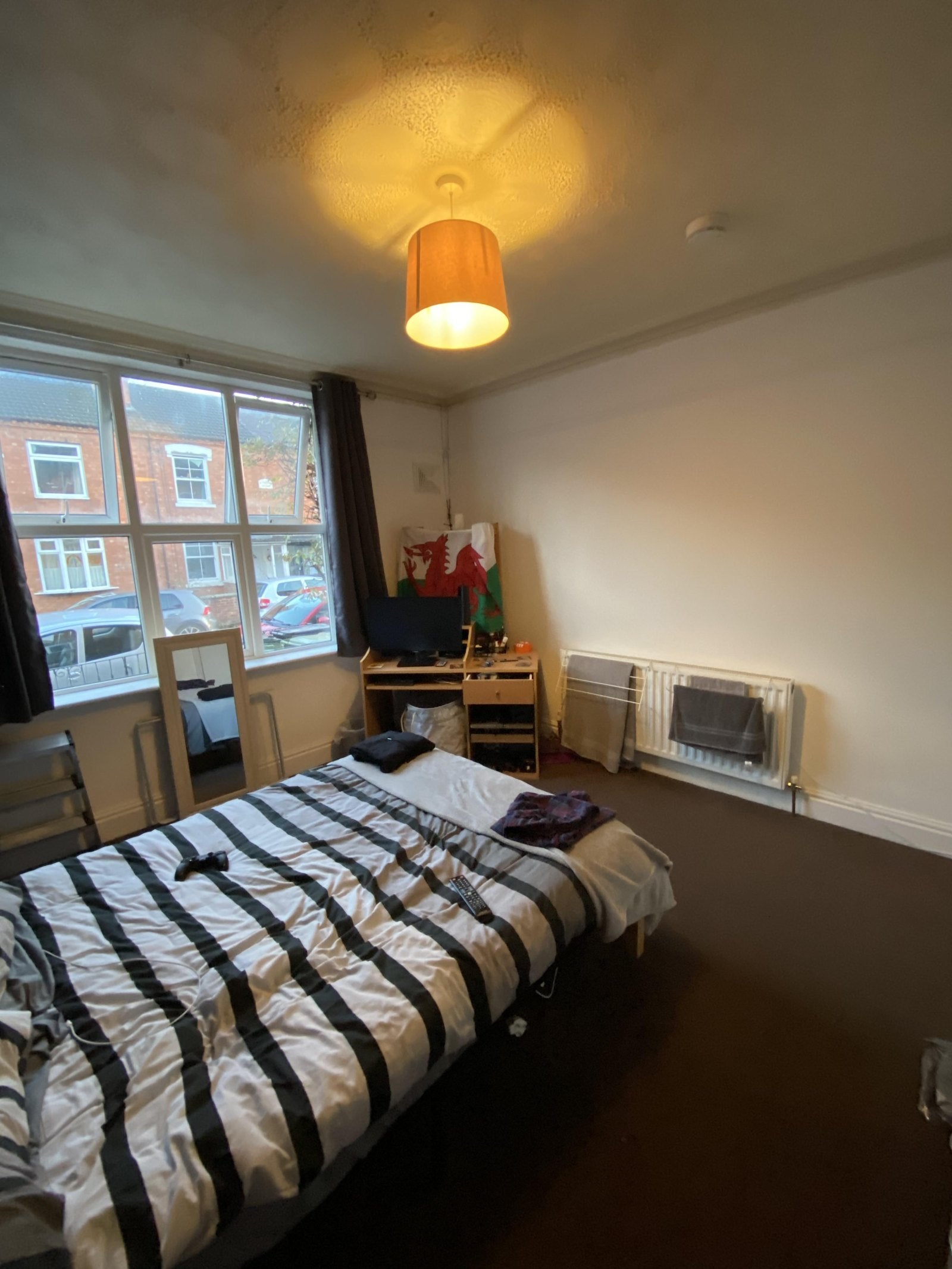 Room Glebe Close in Worcester