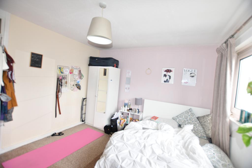 House Aisgill Avenue in Greater London