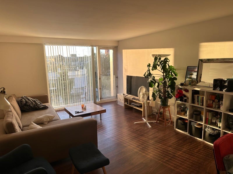 Room Hacon Square in Greater London