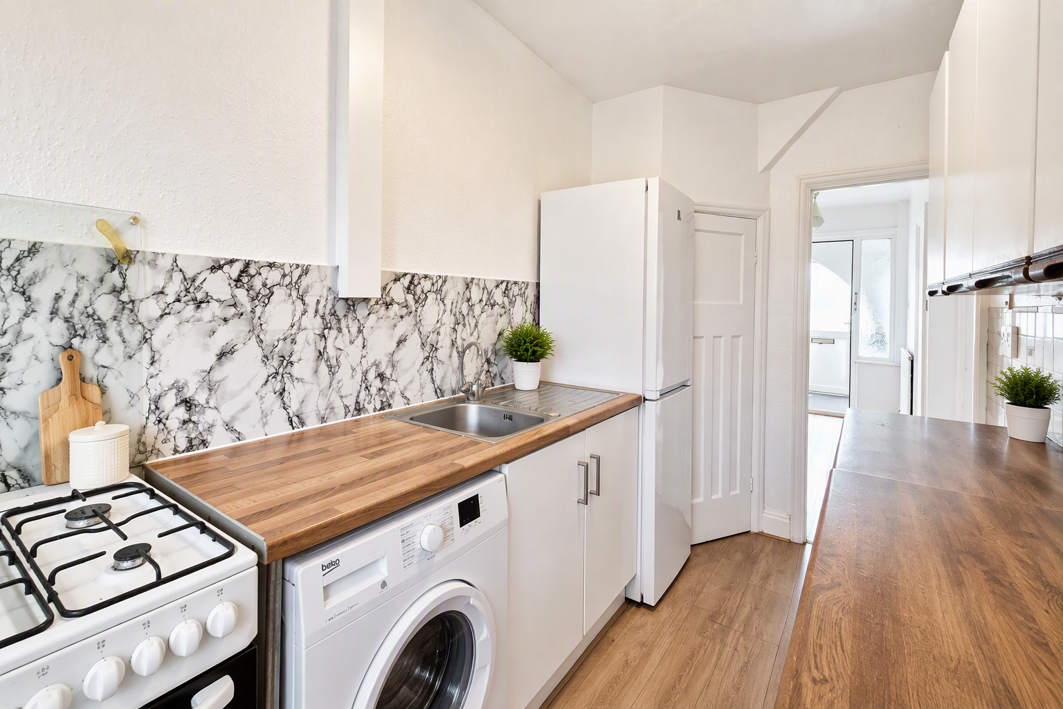 House Amhurst Gardens in Greater London