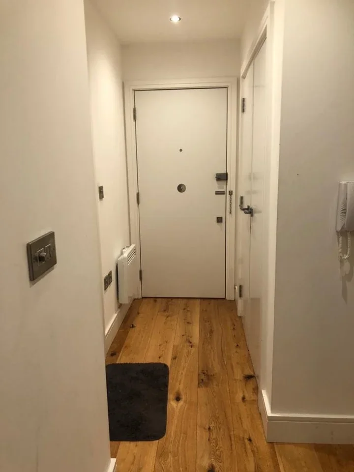 Flat Clayton Road in Greater London