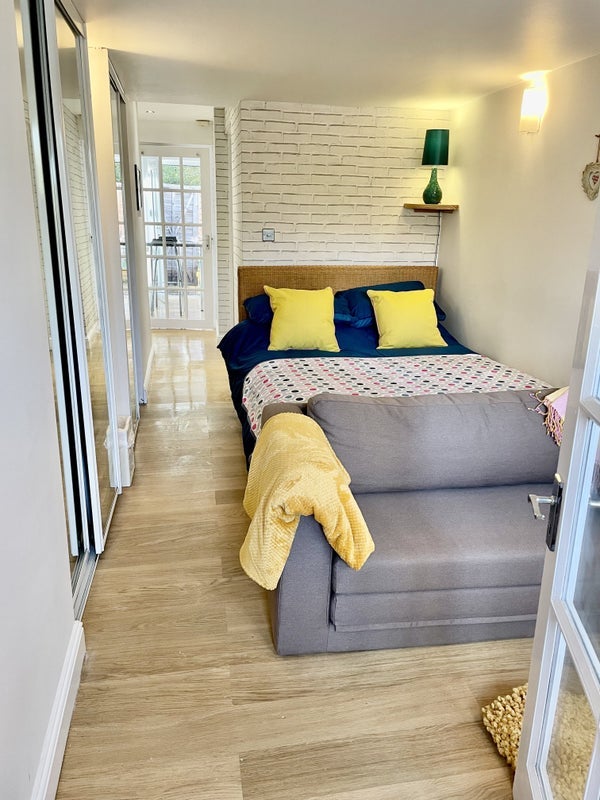 Flat Shipston Road in Stratford-on-Avon