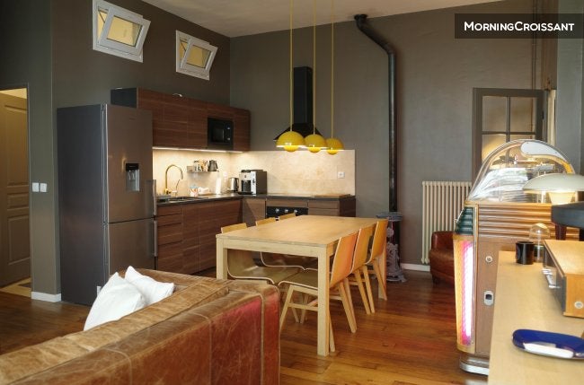 Flat Rue Bouret in Paris
