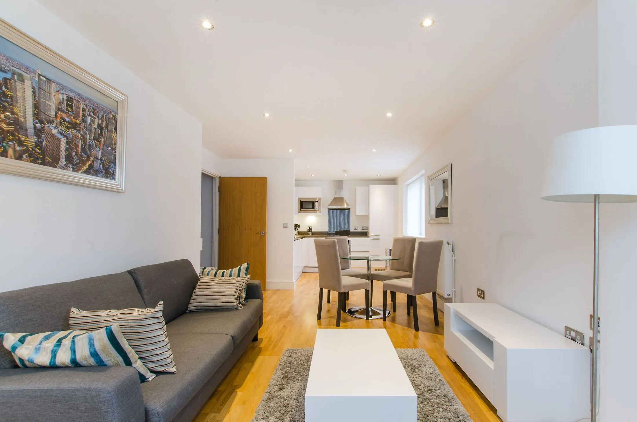 Flat Dreadnought Walk in Greater London