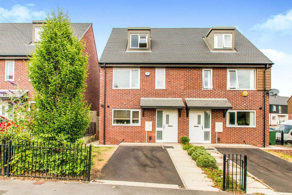 House Thorn Walk in Leeds