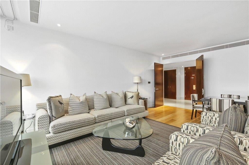 Flat Knightsbridge in City of Westminster