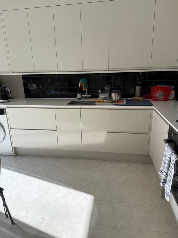 Room Warwick Avenue in City of Westminster