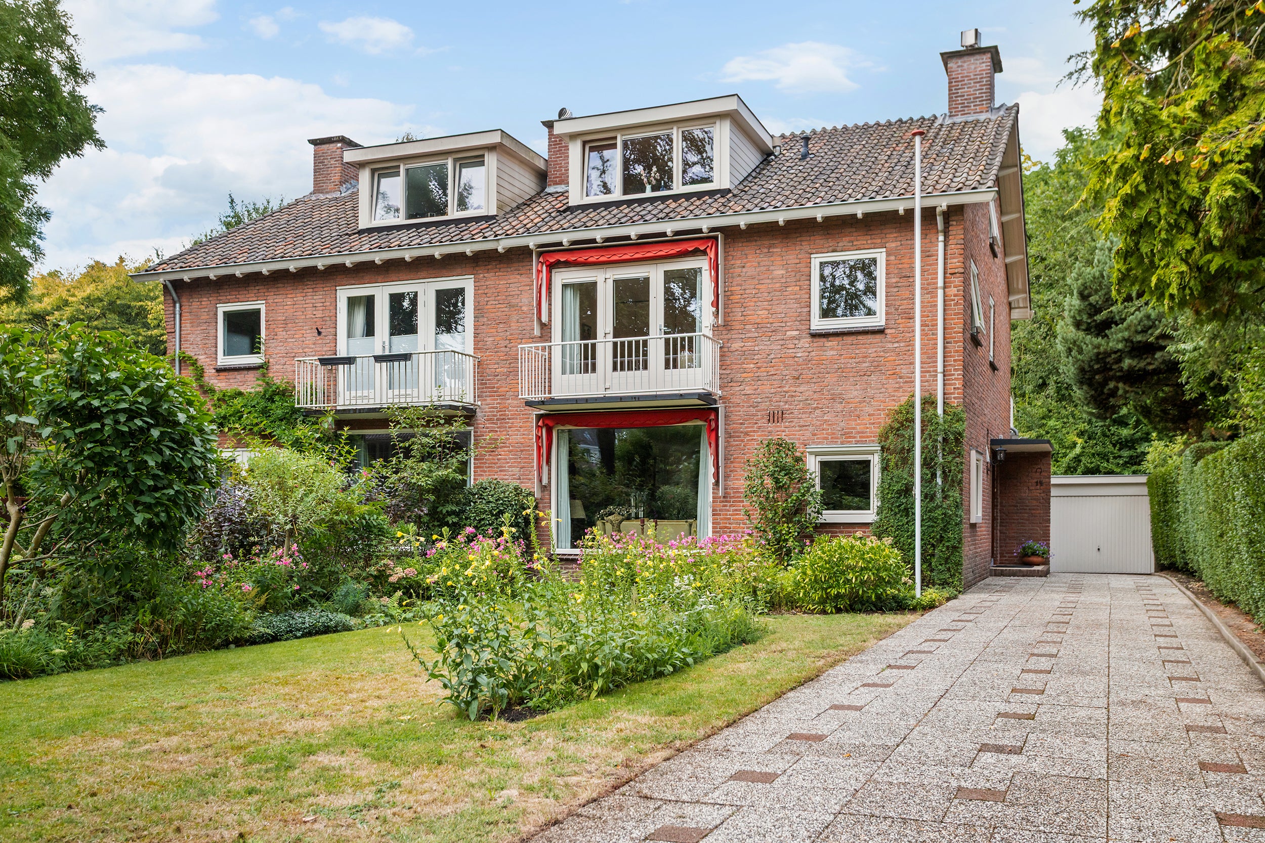 Twee-onder-één-kap te koop: Bilthovenseweg 14, De Bilt