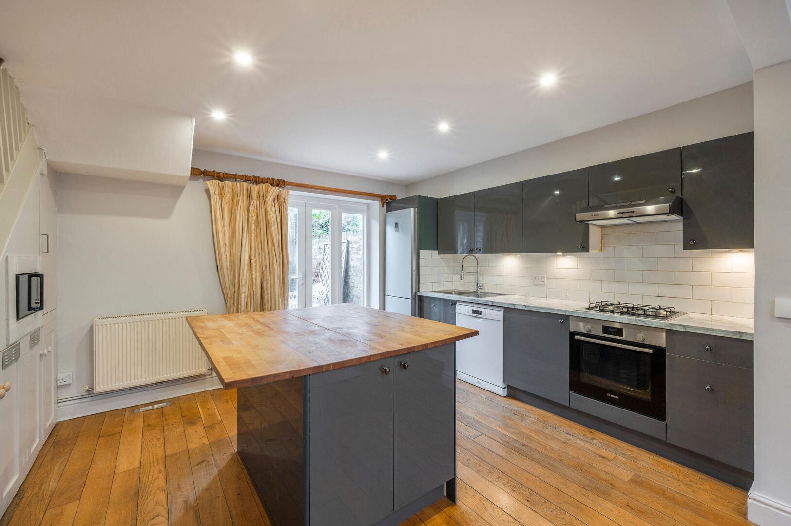 House Clare Mews in Greater London