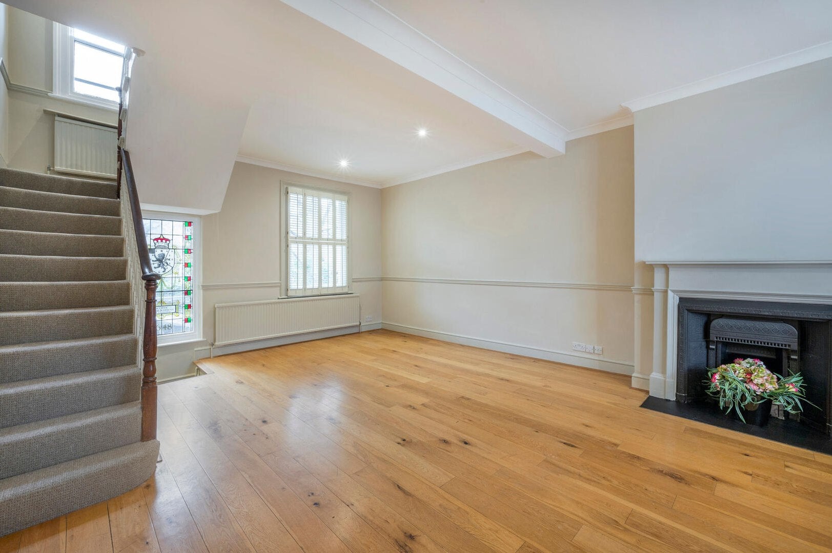 House Clare Mews in Greater London