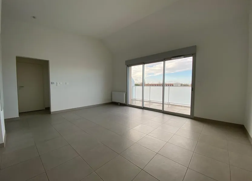 Flat Rue Eugène Potier in La Rochelle