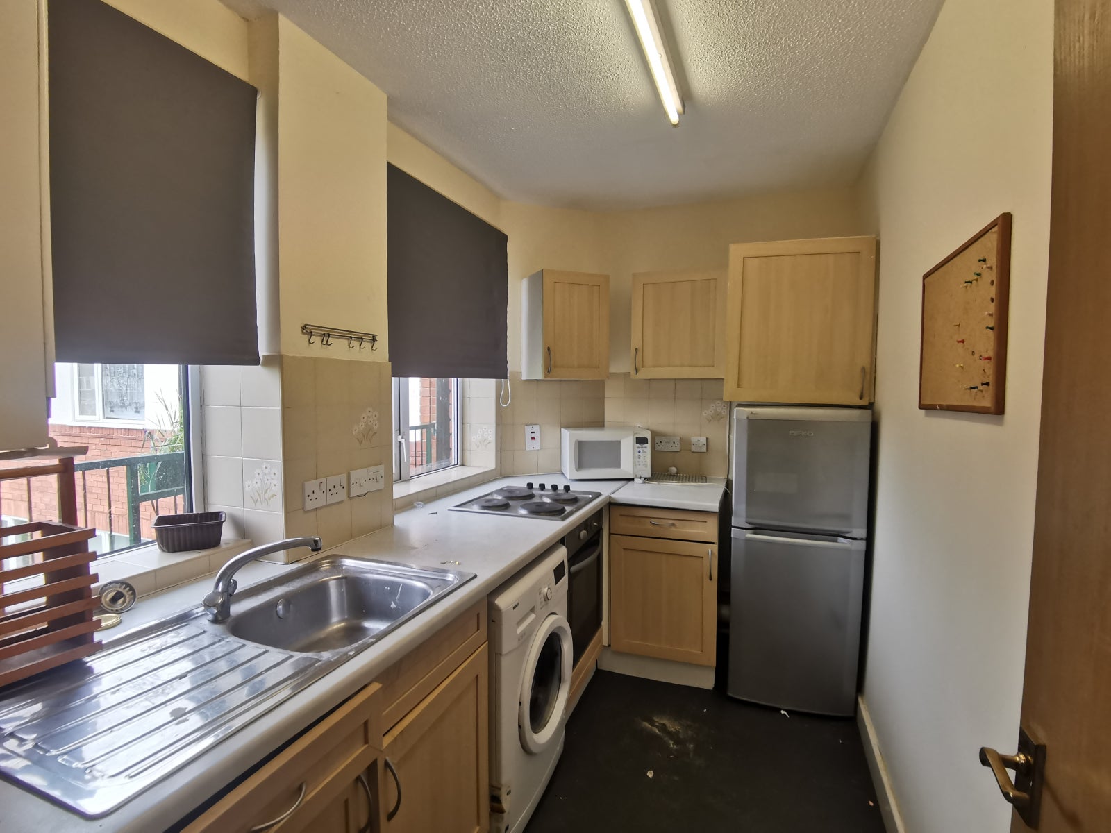Flat Eccles New Road in Salford