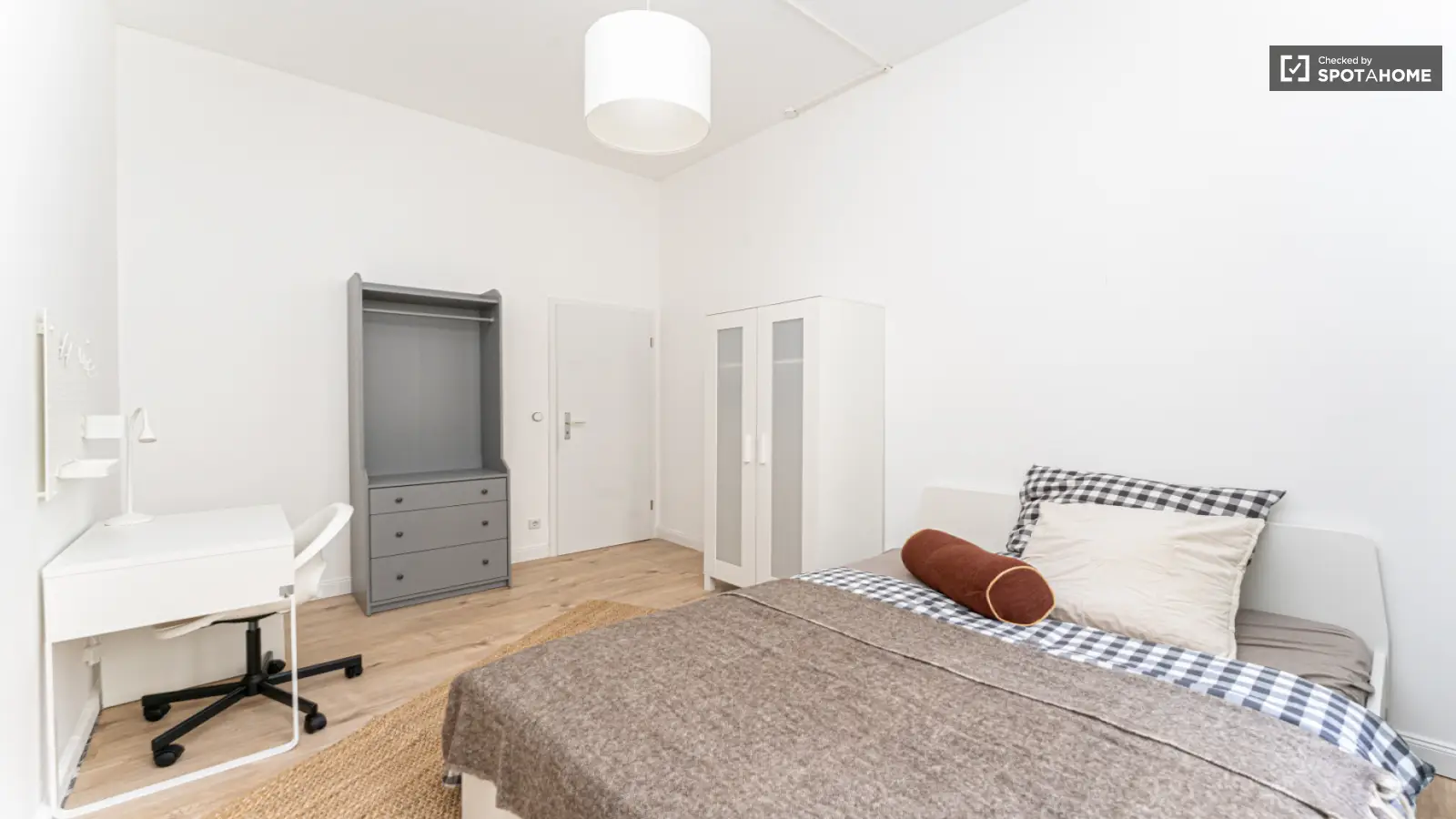 Wohnung Warmbrunner Straße in Berlin