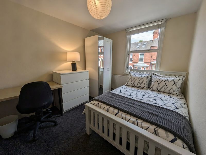 Flat Balfour Road in Nottingham