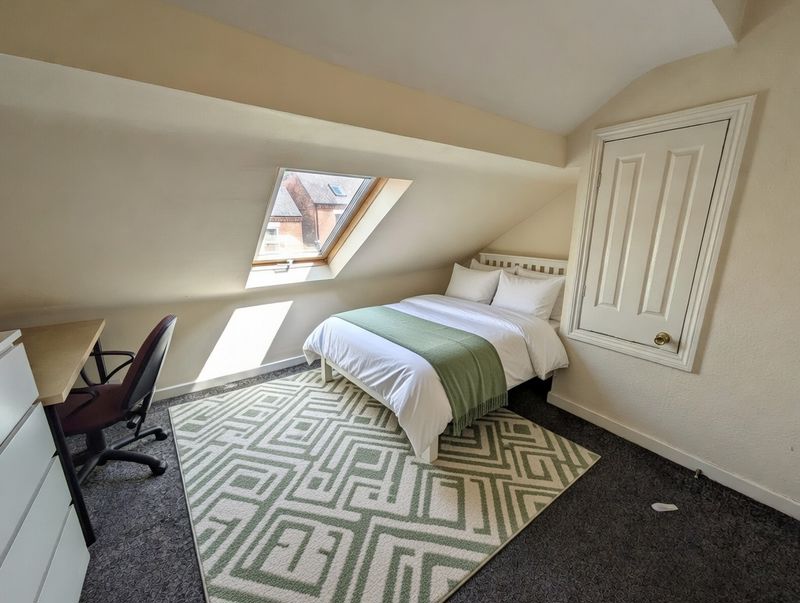 Flat Balfour Road in Nottingham