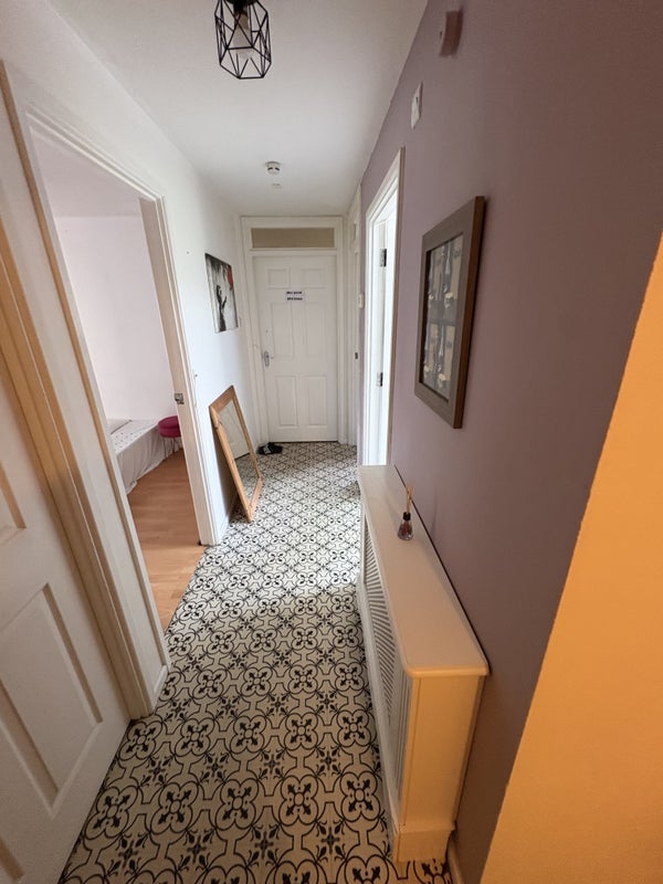 Room Davey Close in Greater London