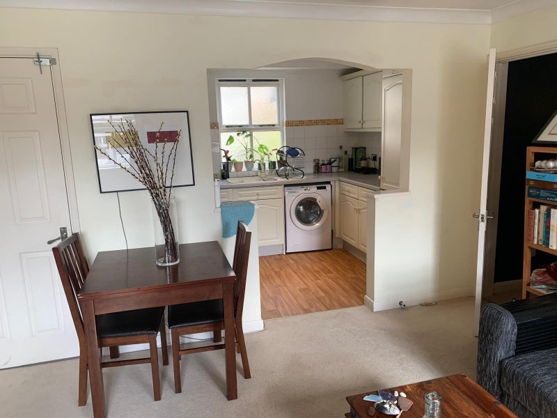 Room Haberdasher Street in Greater London