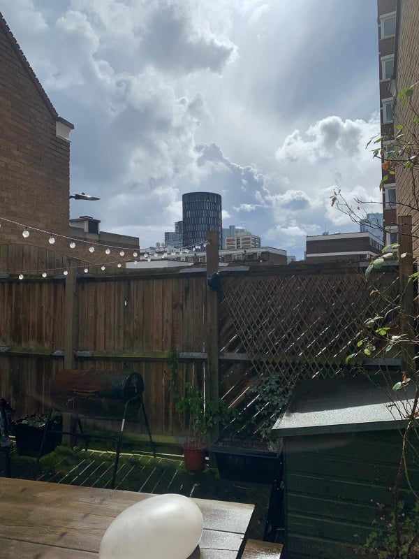 Room Haberdasher Street in Greater London