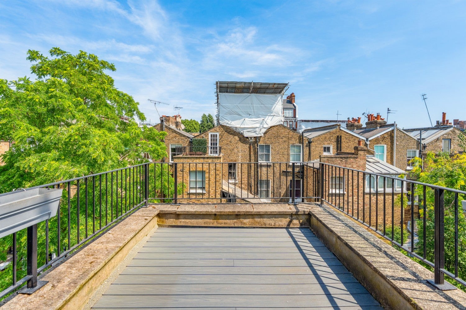 Flat Gunter Grove in Greater London