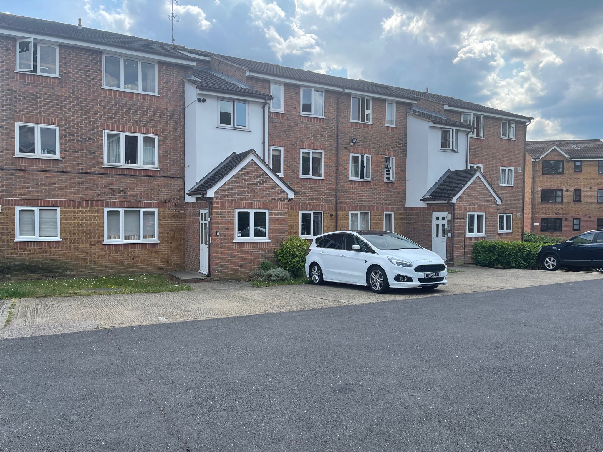Flat John Williams Close in London
