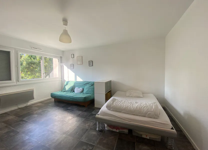 Flat Boulevard Eugène Réguillon in Villeurbanne
