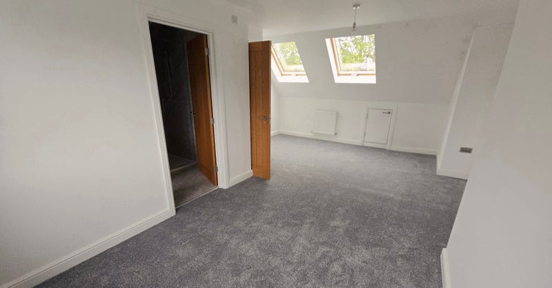 Room Ferndale Road in Birmingham
