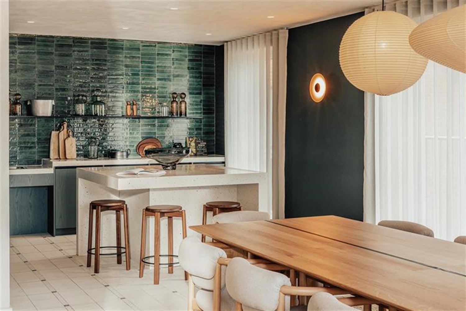 Flat Park Drive in London