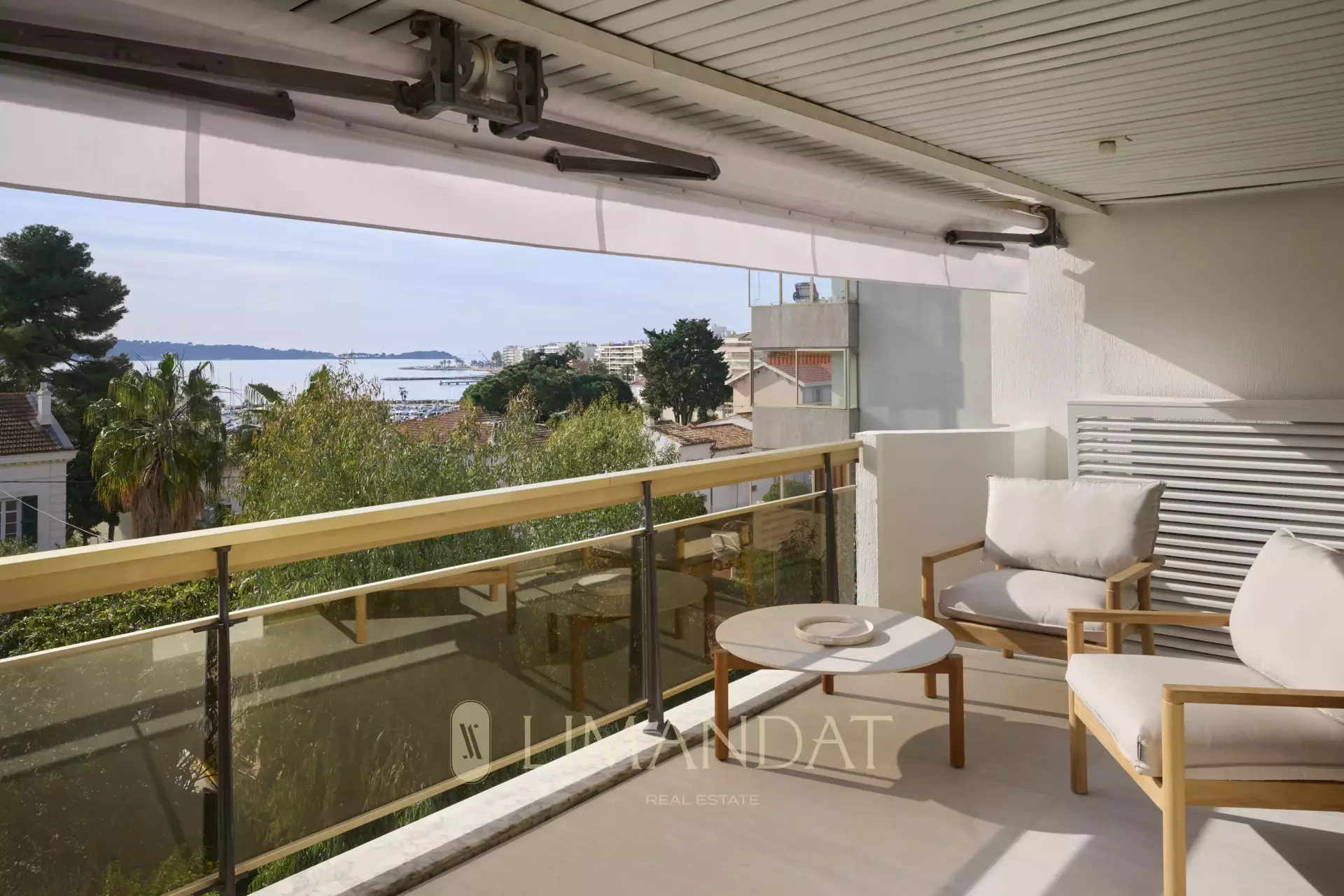 Flat Place Franklin Roosevelt in Cannes
