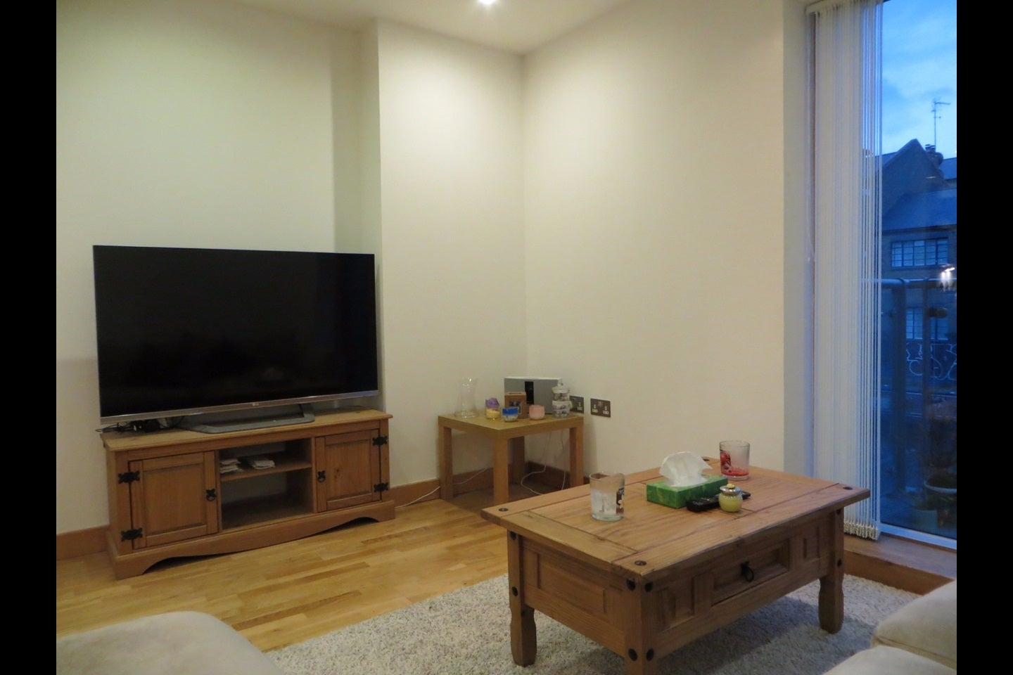 Flat Burdett Road in Greater London