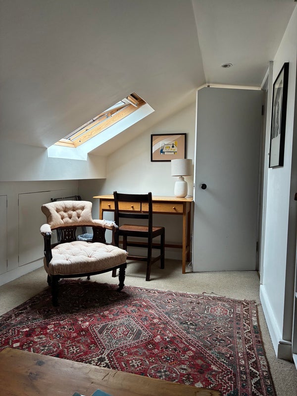 Room Huntingdon Road in Greater London